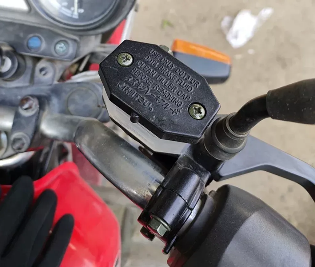 Suzuki GN125 7/8